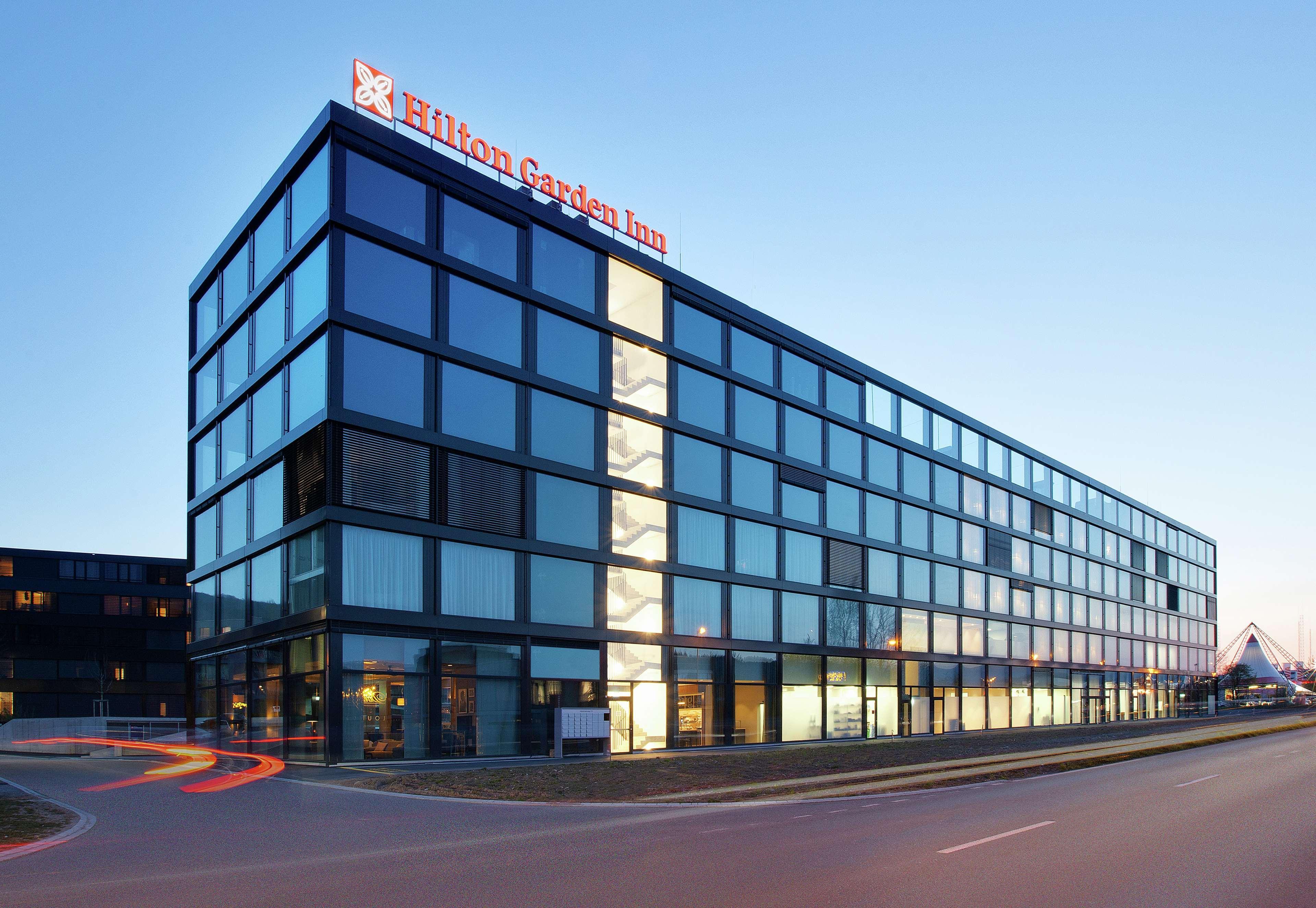 Hilton Garden Inn Zurich Limmattal Spreitenbach Bagian luar foto