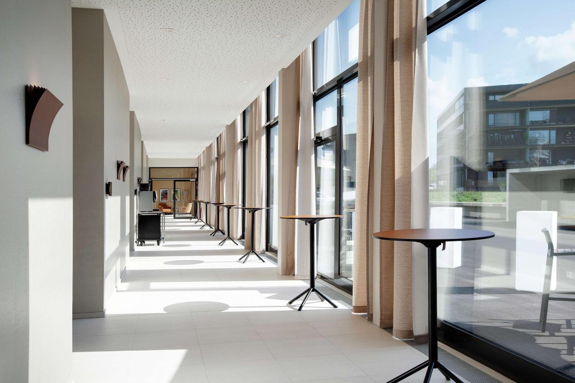 Hilton Garden Inn Zurich Limmattal Spreitenbach Bagian luar foto