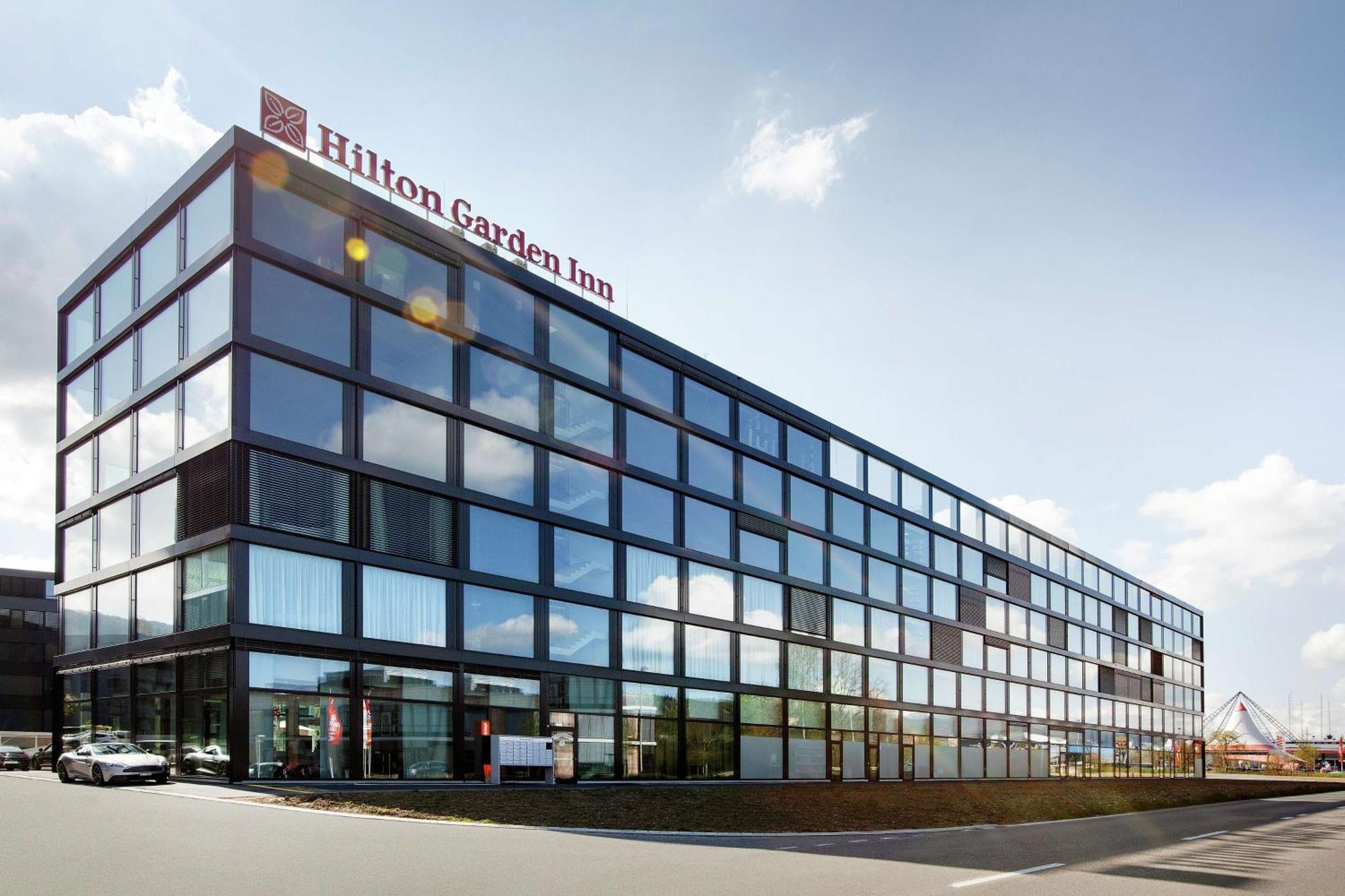 Hilton Garden Inn Zurich Limmattal Spreitenbach Bagian luar foto