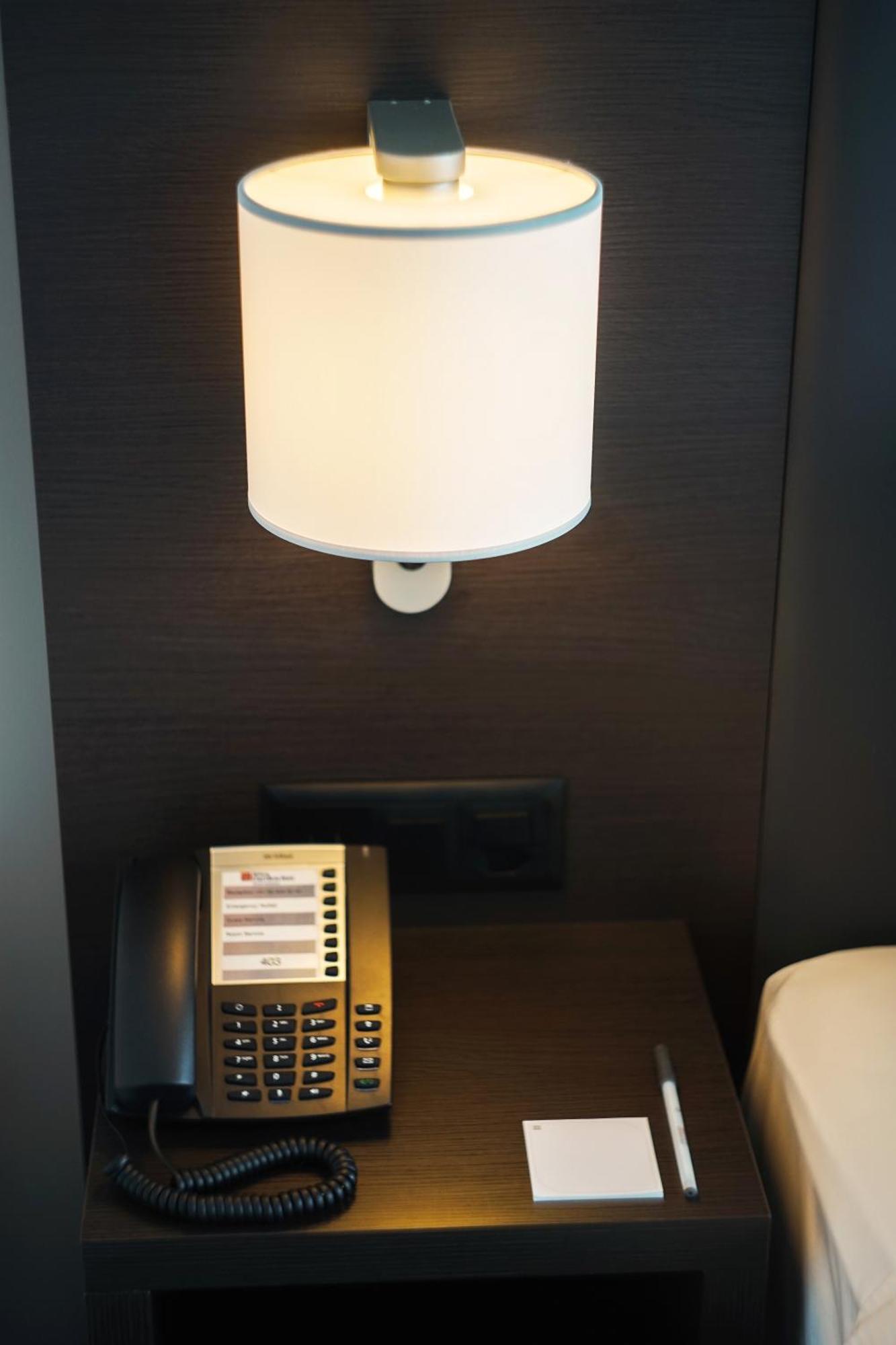 Hilton Garden Inn Zurich Limmattal Spreitenbach Bagian luar foto